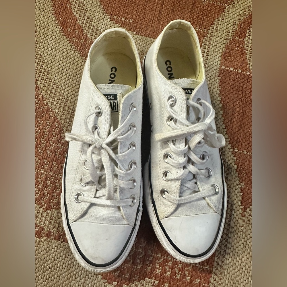 Converse Cream Low-Top Sneakers